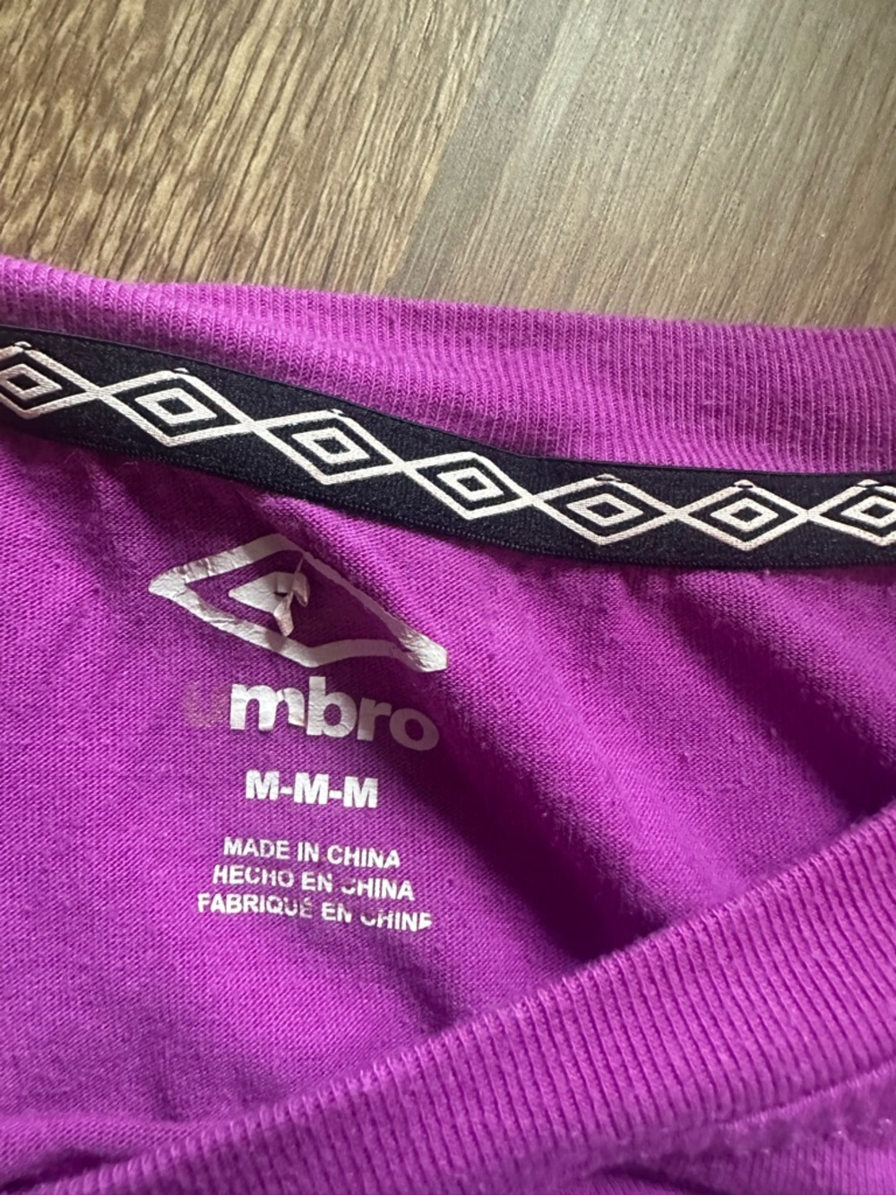 Coordinating Umbro cropped Olive Green Sweatshirt with Pink Crop Top Set - Picture 4 of 6